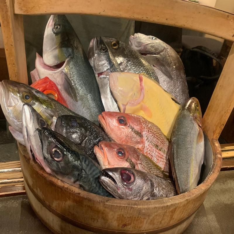 岡持ち(なきざかな 新宿店)