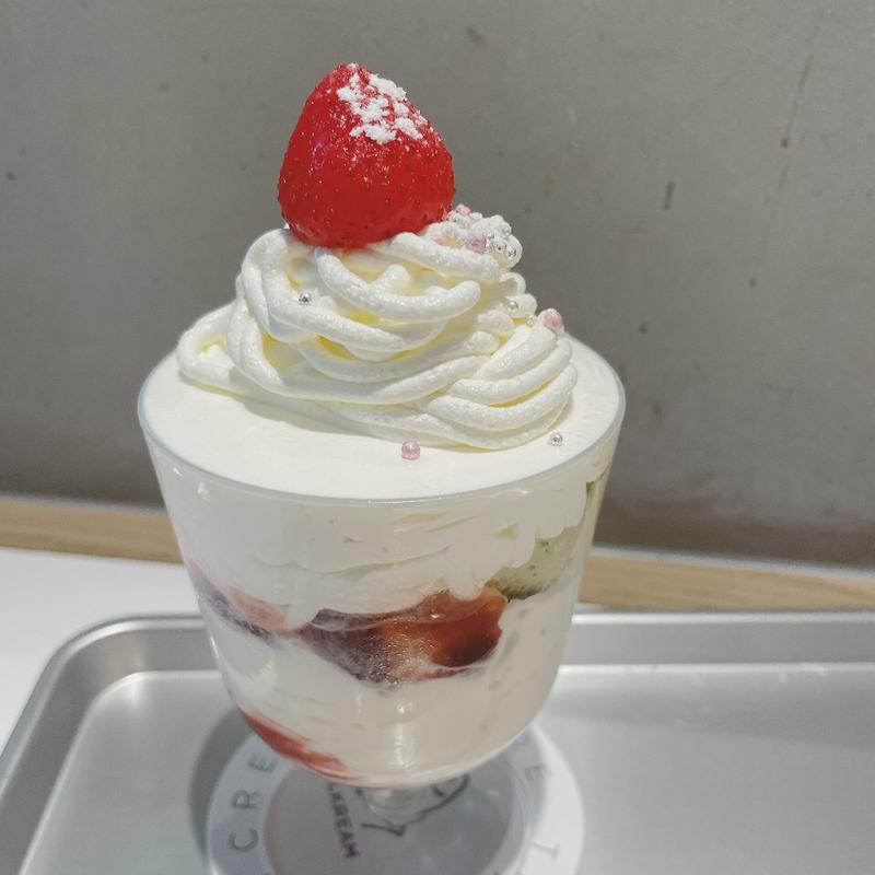 ホワイトモンブランパフェ(シルクレーム阪急三番街)