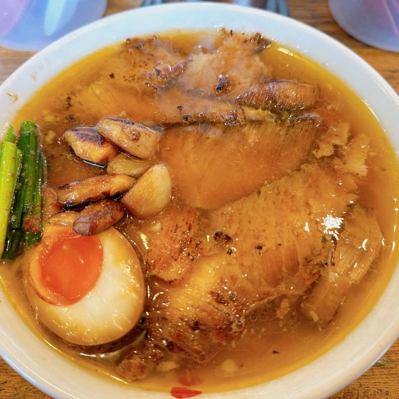 焼豚ラーメン、ニンニク(焼豚ラーメン三條 葛飾店)