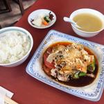 紅油鶏片定食(随息居)