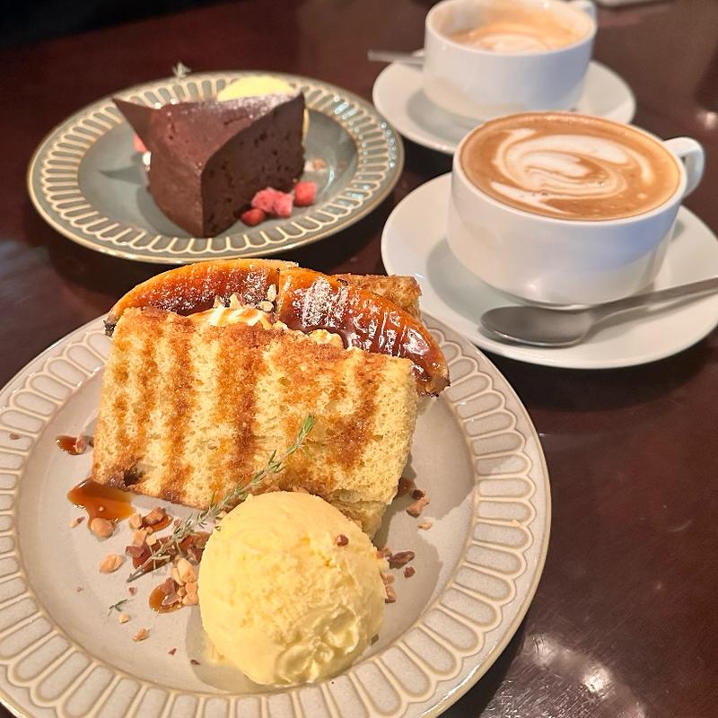 (アナログ カフェ ラウンジ トーキョー （ANALOG CAFE／LOUNGETOKYO）)