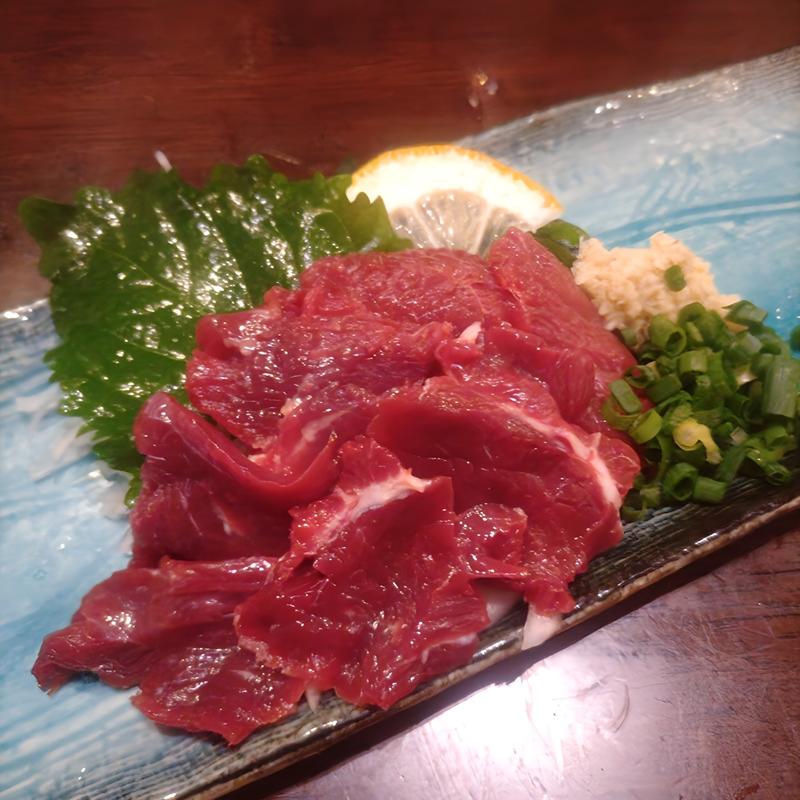 馬刺し(あか牛と馬刺し居酒屋ぐーぐー 下通店)