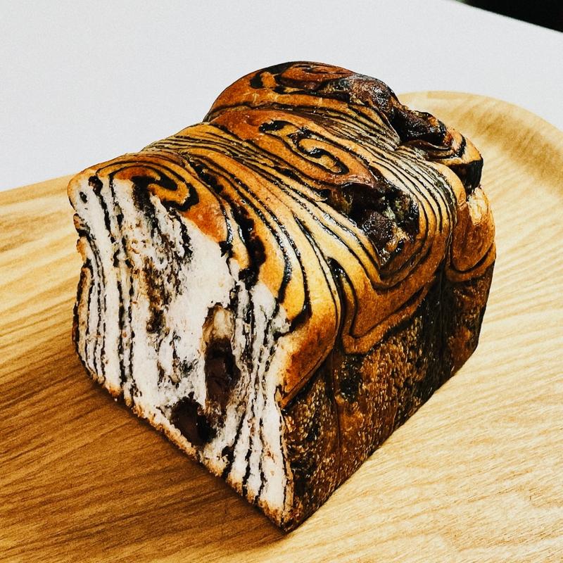 パン・オ・ショコラ(マニフィック ブーランジェリー)