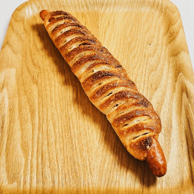 粗挽きロングウインナー(マニフィック ブーランジェリー)