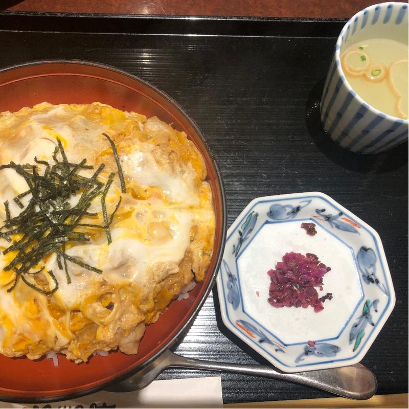 伊達鶏の親子丼(地鶏や ウィング高輪店)