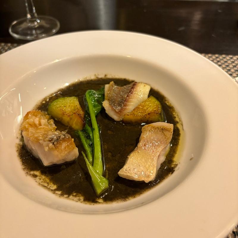 魚のソテー(ワインバー ロッシ（WINEBAR Rossi）麹町)