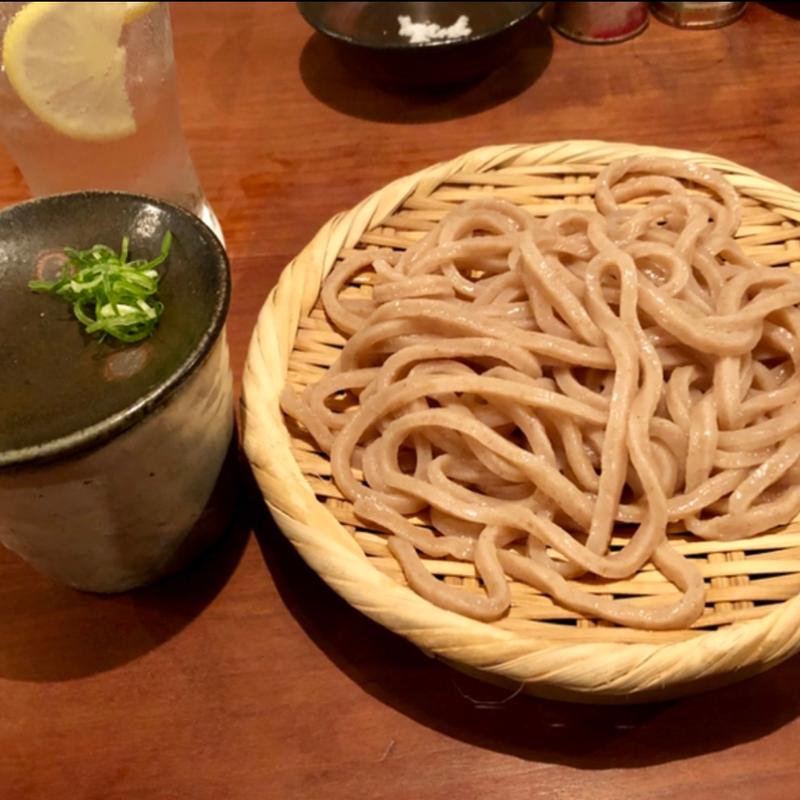 ざるうどん(自家製粉石臼挽きうどん 青空blue)