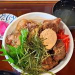 国産豚の角煮丼(松角)