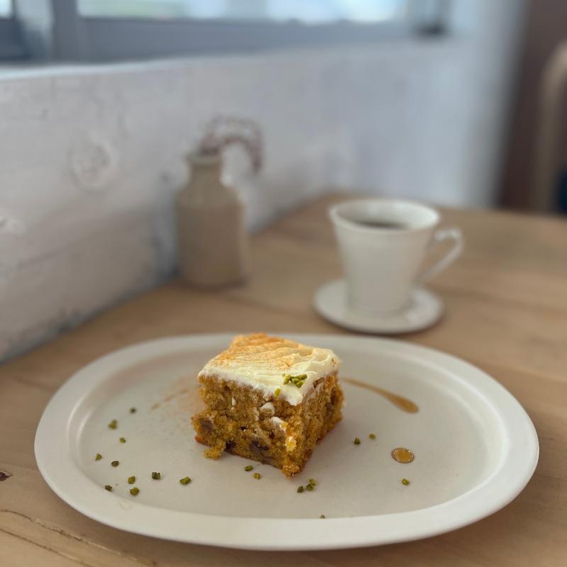 キャロットケーキ(十三月の窓)