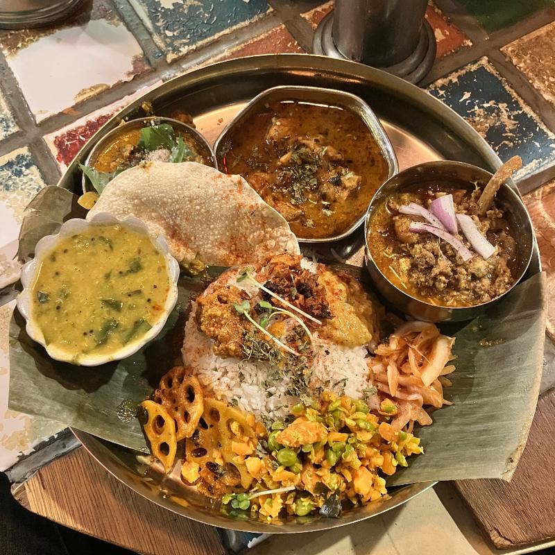 カレー4種(大衆スパイス酒場 ニューヤスダヤ)