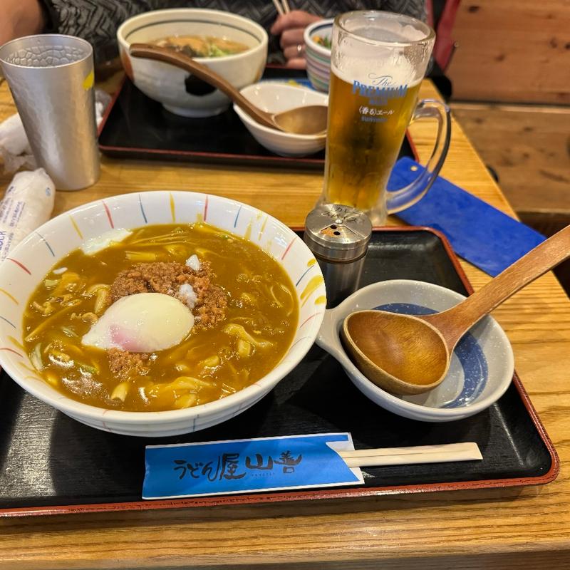鶏ミンチ温玉カレーうどん(うどん屋 山善)