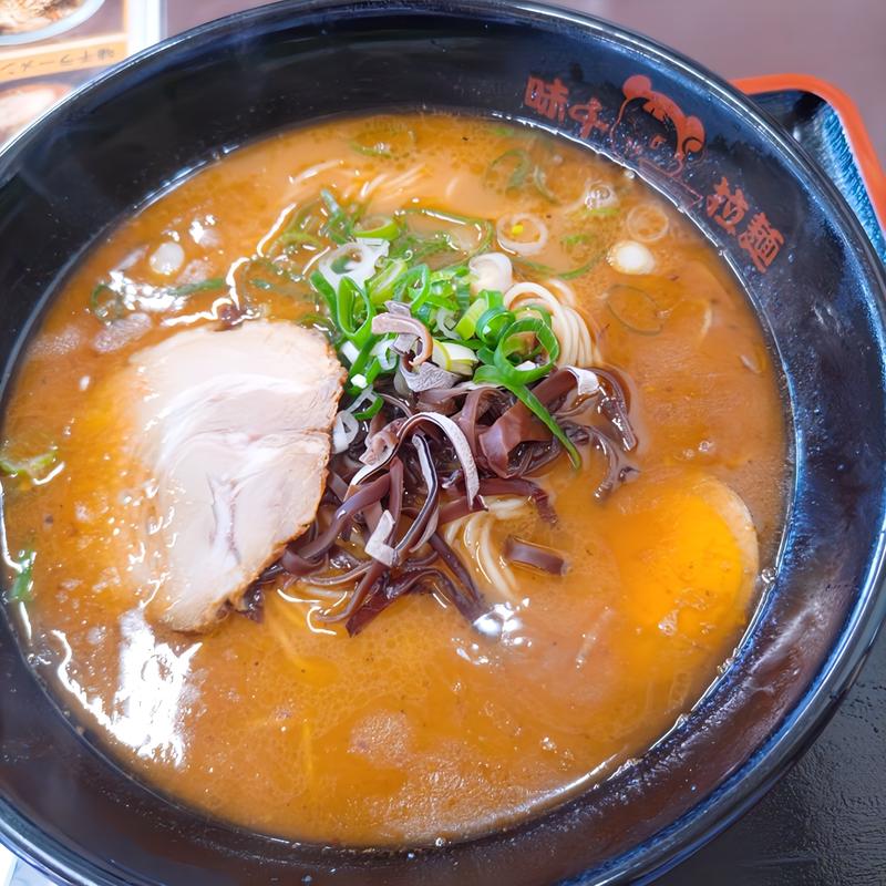 味千ラーメン(味千拉麺 空港店)