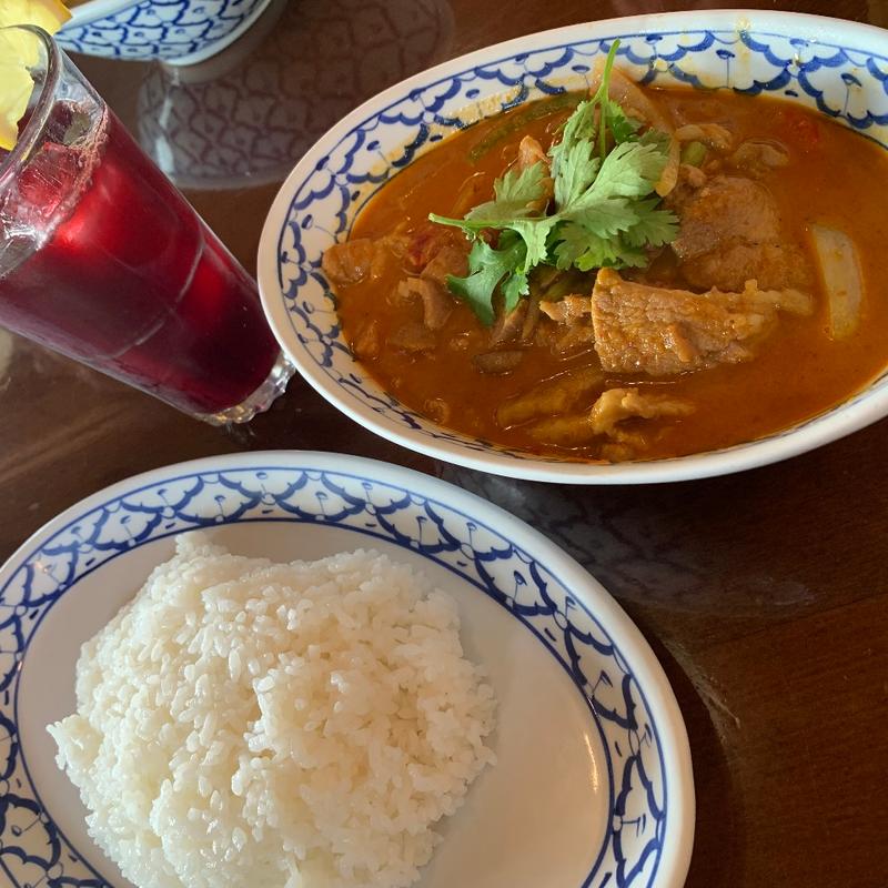 レッドカレー（ポーク）(カフェくるくま )