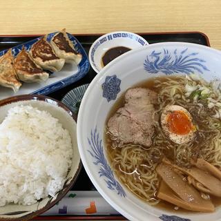 醤油ラーメン+餃子ライス(ラーメン武蔵)