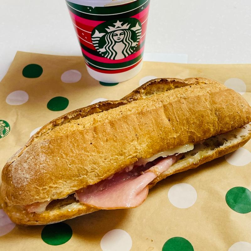 ハム&マリボーチーズ石窯フィローネ(スターバックス コーヒー エキア プレミエ 和光店)