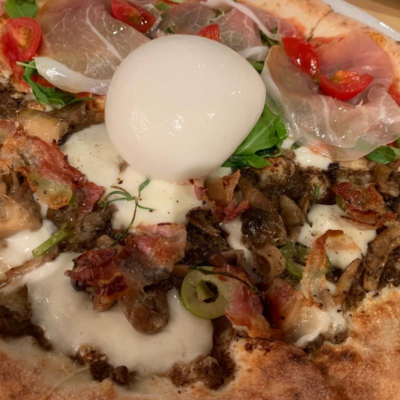 季節のピザ（きのこ／マルゲリータ／ブッラータ）(GOOD CHEESE GOOD PIZZA 国立)