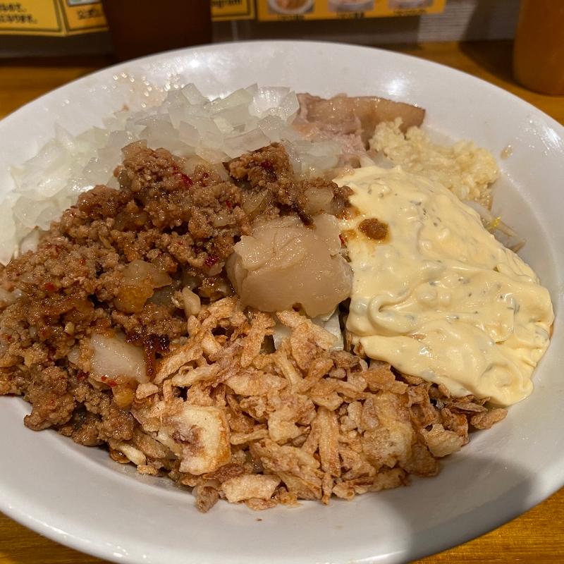 照り焼きタルタルまぜそば(豚ギャング 天神本店)