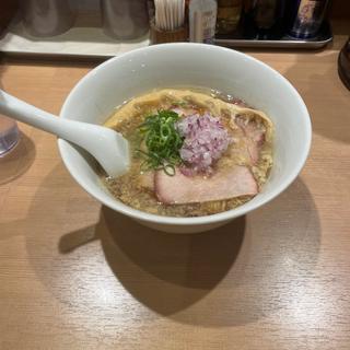 背脂醤油ラーメン(らぁ麺 まる鈴 本厚木店)