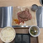 あふれる肉汁❗️ビフテキ（マウンテン約540g）