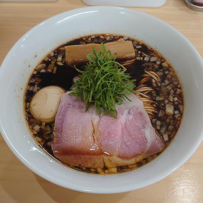 NAGASHARIブラックラーメン(NAGASHARI)