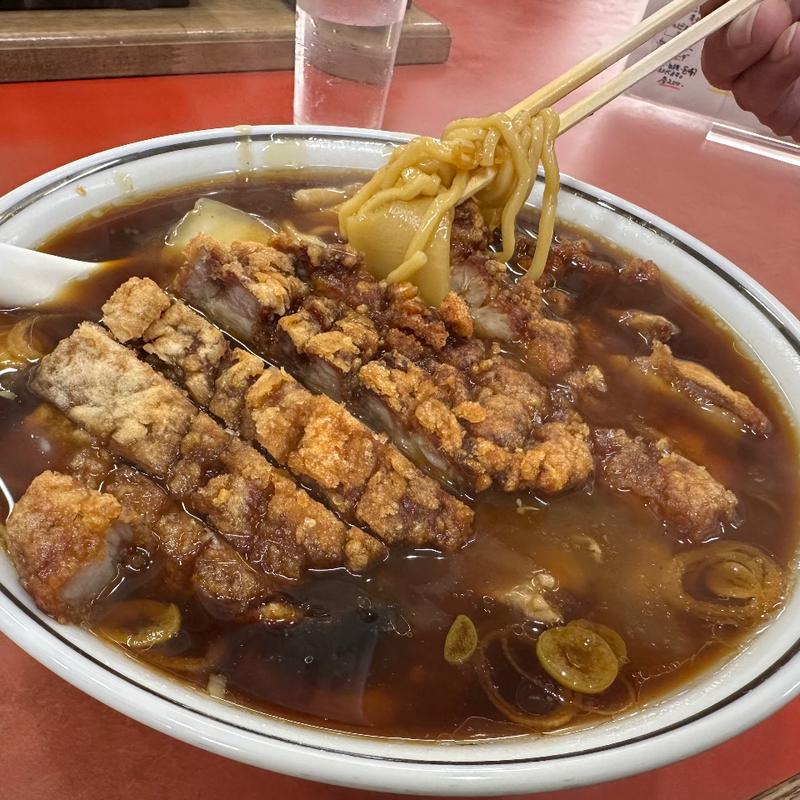 ロース大王ラーメン(大王ラーメン （だいおうらーめん）)