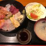 海鮮丼(秋葉原漁港 快海 （あきはばらぎょこう かいかい）)