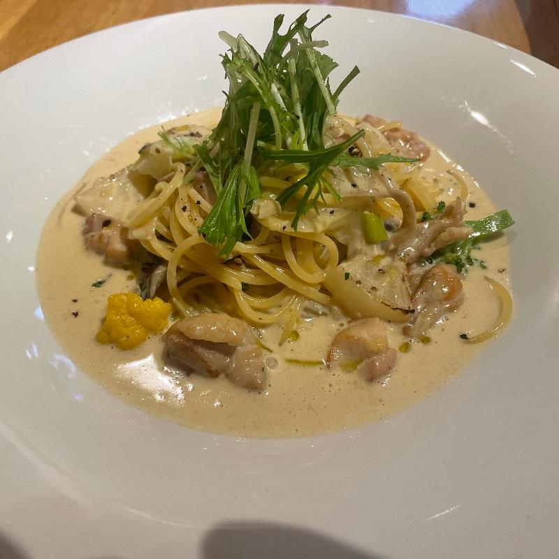 北海道産鶏肉のクリームパスタ(SUZUKAFFE)