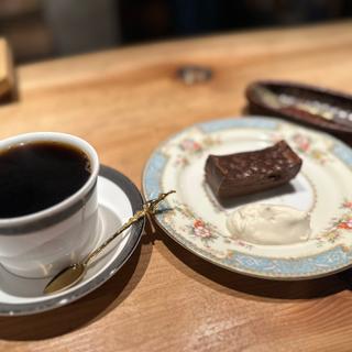 チョコレートケーキ＆珈琲(Antique&cafe Annola)
