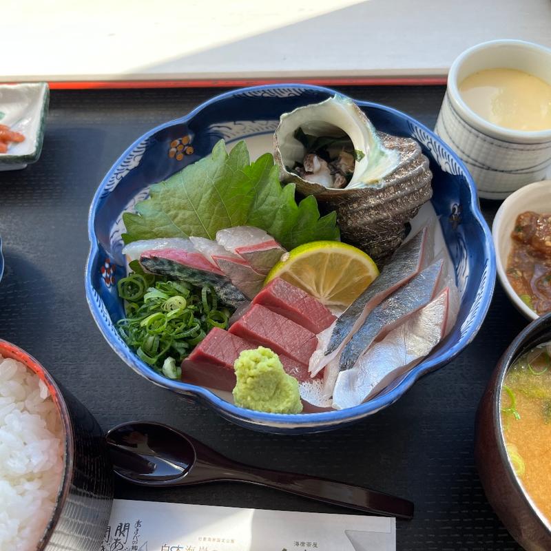 関アジ関サバ関ブリ食べ比べ御膳(関あじ関さば館 )