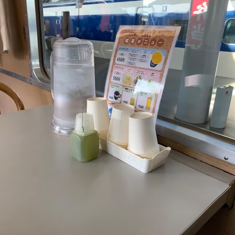 懐かしいお茶(京都鉄道博物館 食堂車 )