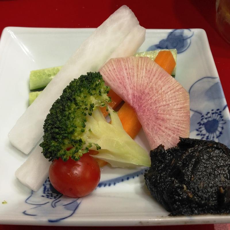 生野菜盛り合わせ(チマチマ酒店)