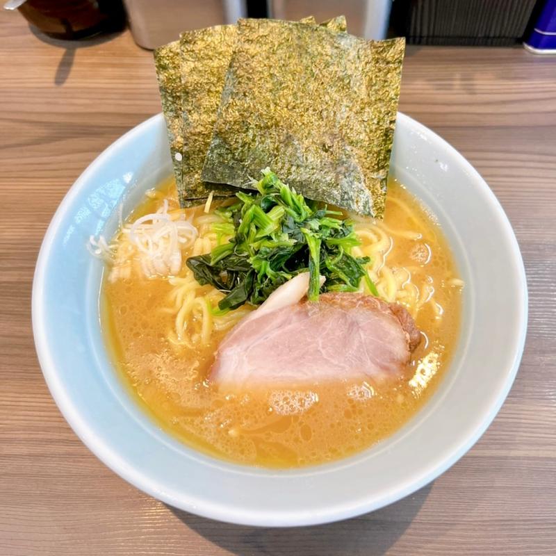 塩ラーメン(横浜家系ラーメン 侍 池尻店)