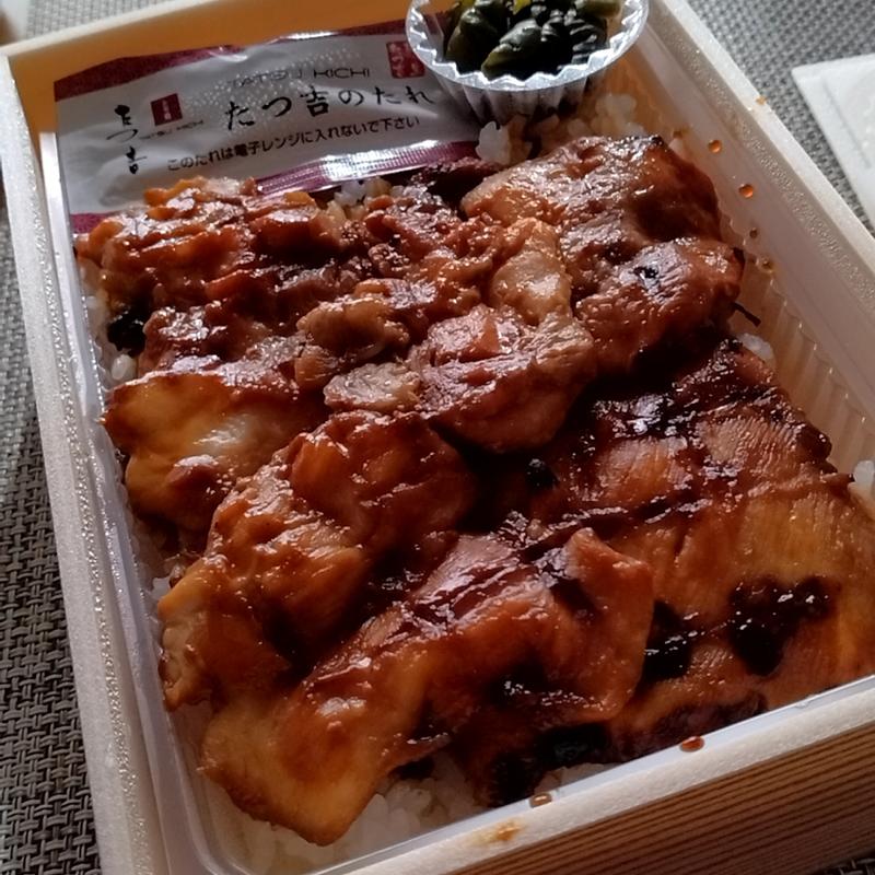 とり重弁当(たつ吉 伊勢崎寿店)