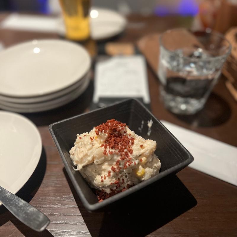 燻製ポテトサラダ(薪窯ピザとワイン SUONARE)