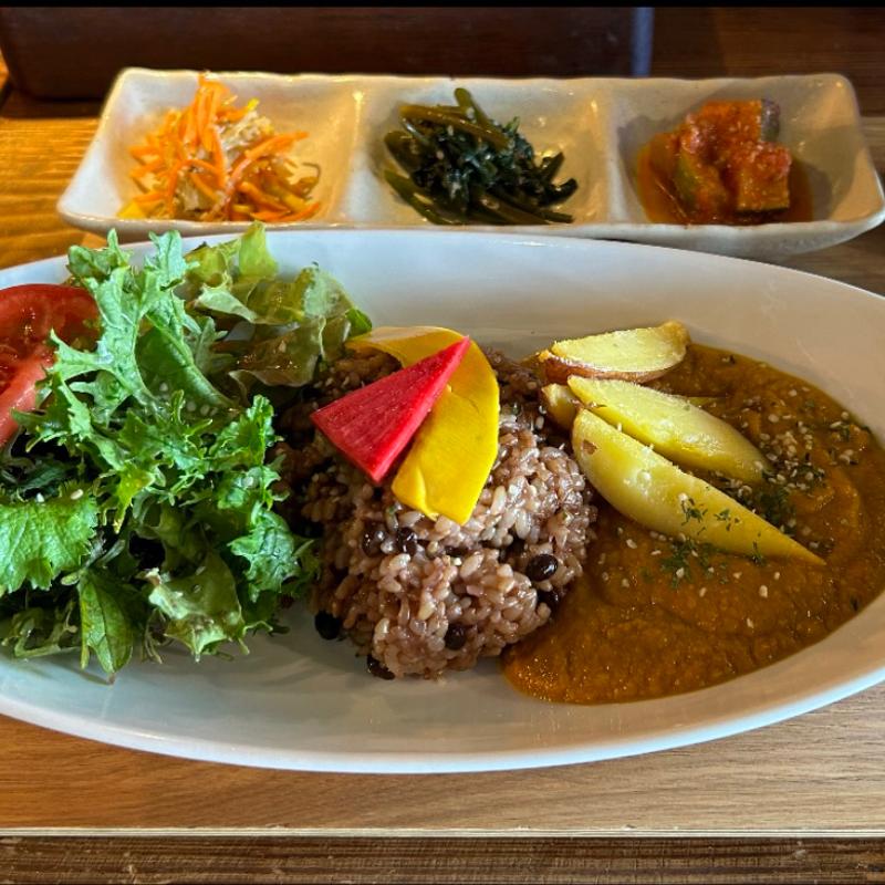 麻の実薬膳カレー御膳(cafe&Bar 麻心)