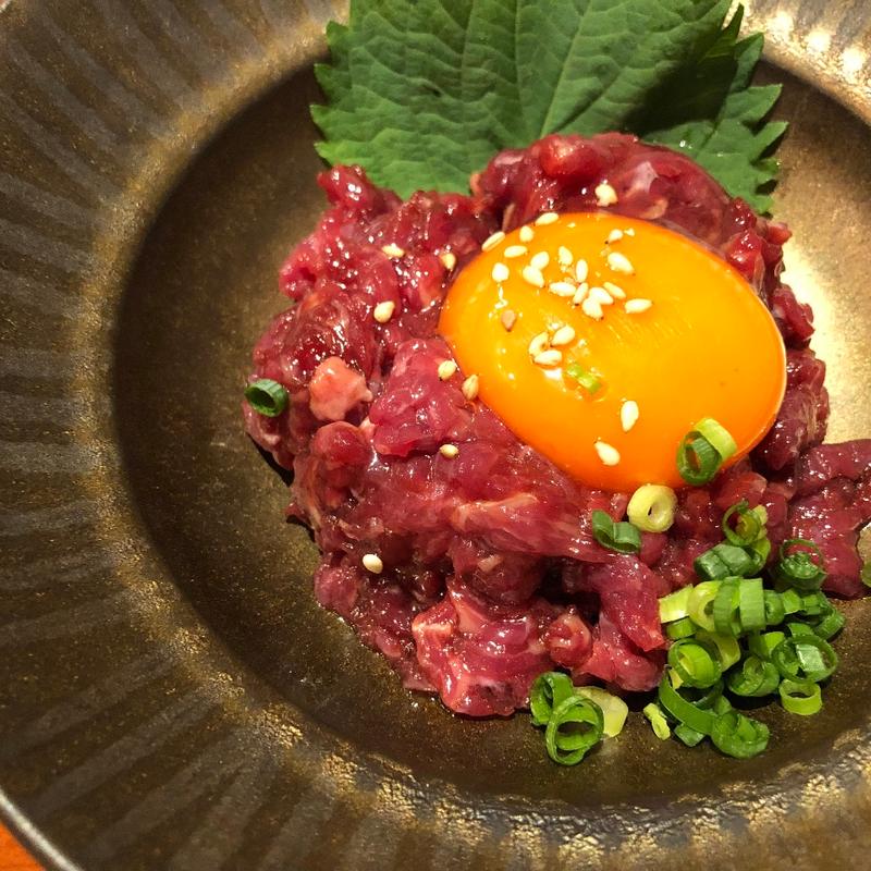 ユッケ(炭火焼 MARU )