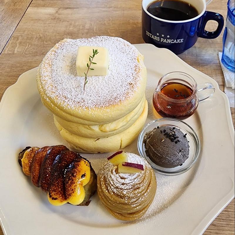 蔵出し焼き芋のイモンチャーズ(3 STARS PANCAKE （スリースターズパンケーキ）)