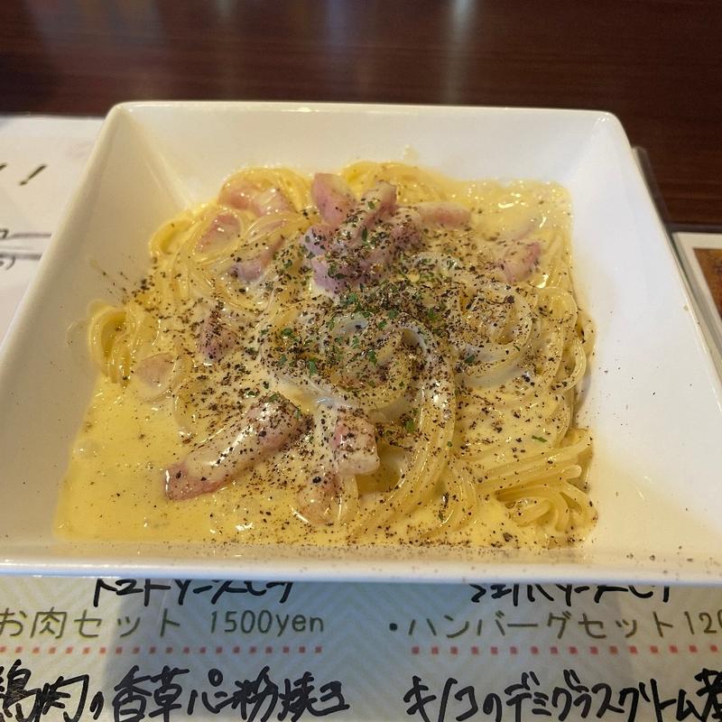 パスタBセット　カルボナーラ　サラダ　ドリンク付(マチバル（ｍａｃｈｉｂａｒ）)