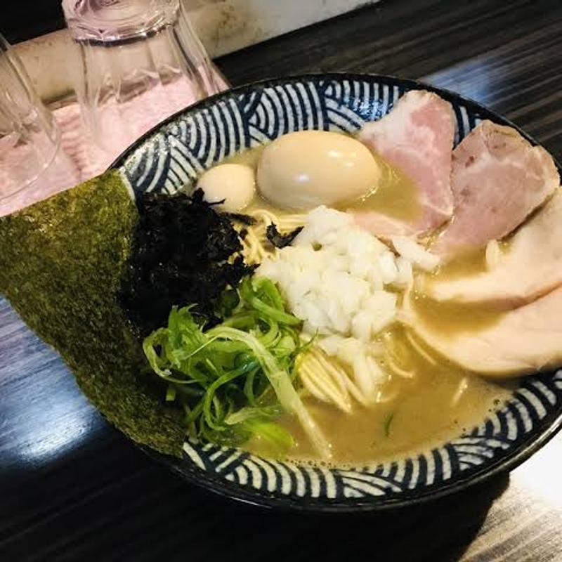 特製重煮干そば(志奈そば 田なか)