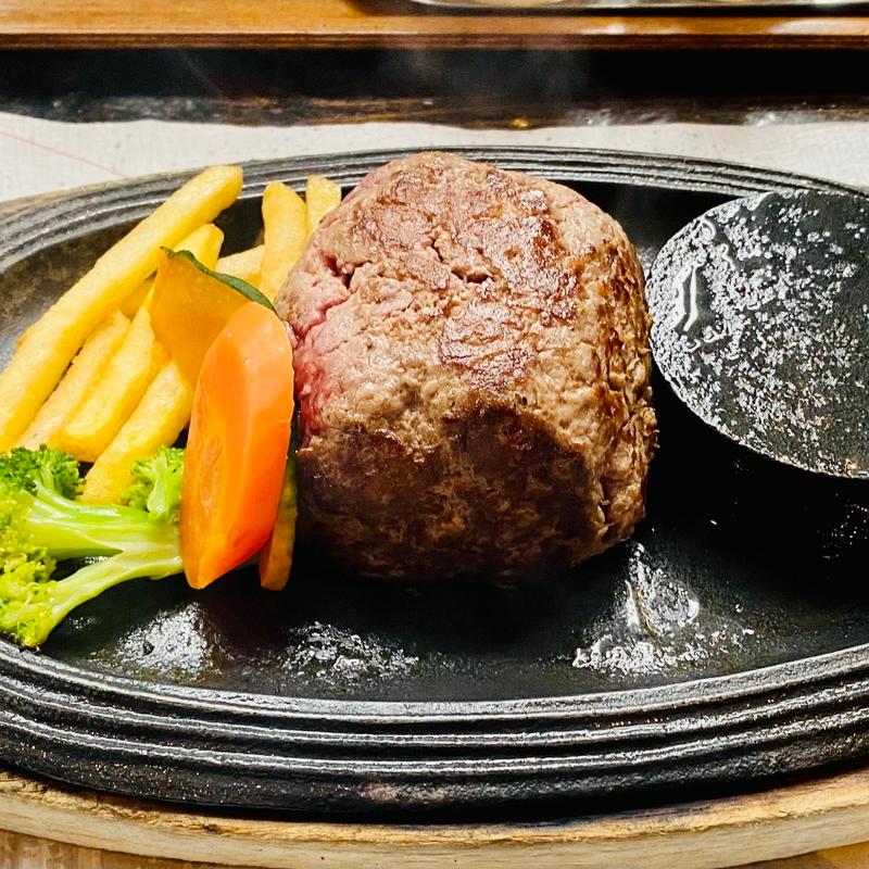 村上牛ハンバーグ(ビストロ椿)