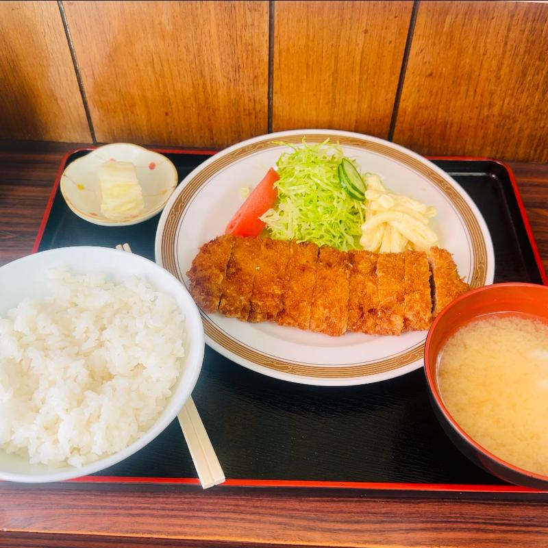 上とんかつ定食(やまて食堂)