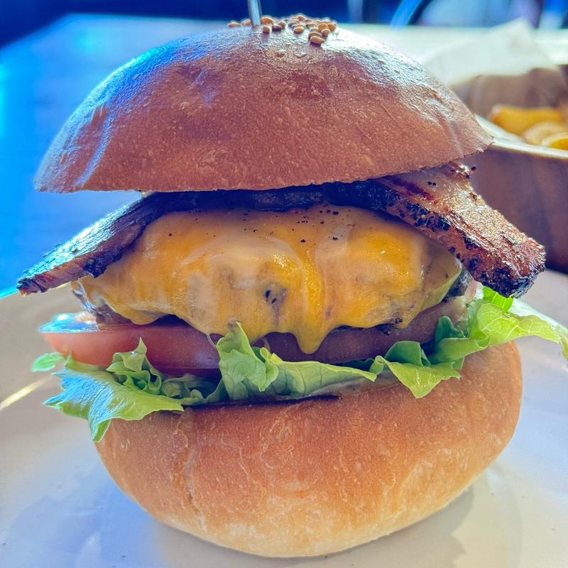 ベーコンチーズバーガー(Old River Hamburgers)