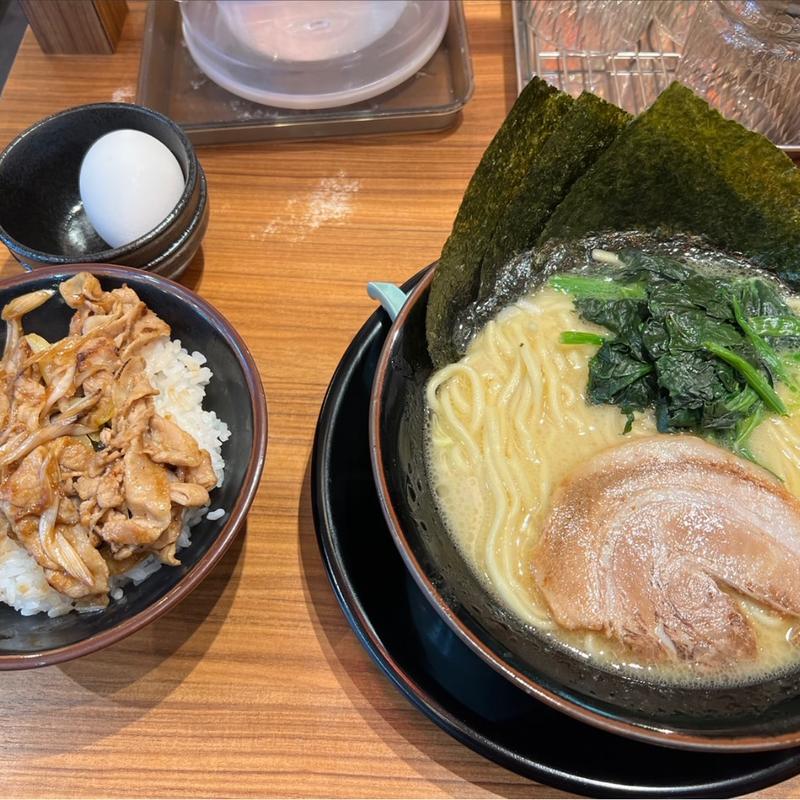 ラーメン　ミニすためし(壱角家 関内店)