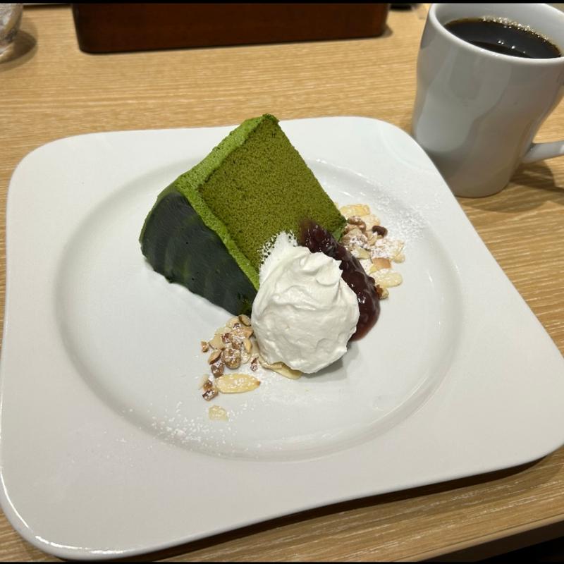 もちふわ宇治抹茶シフォン(むさしの森珈琲 昭島店)