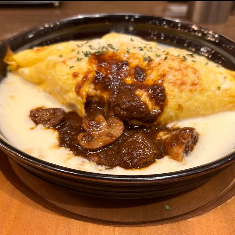 チーズインオムライスドリア(サロン卵と私 アトレ川崎店)