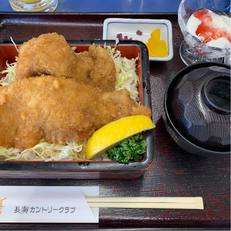 わらじかつ定食(長瀞カントリークラブレストラン )