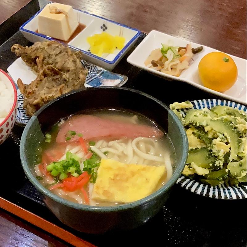 うるま定食(うるま御殿)