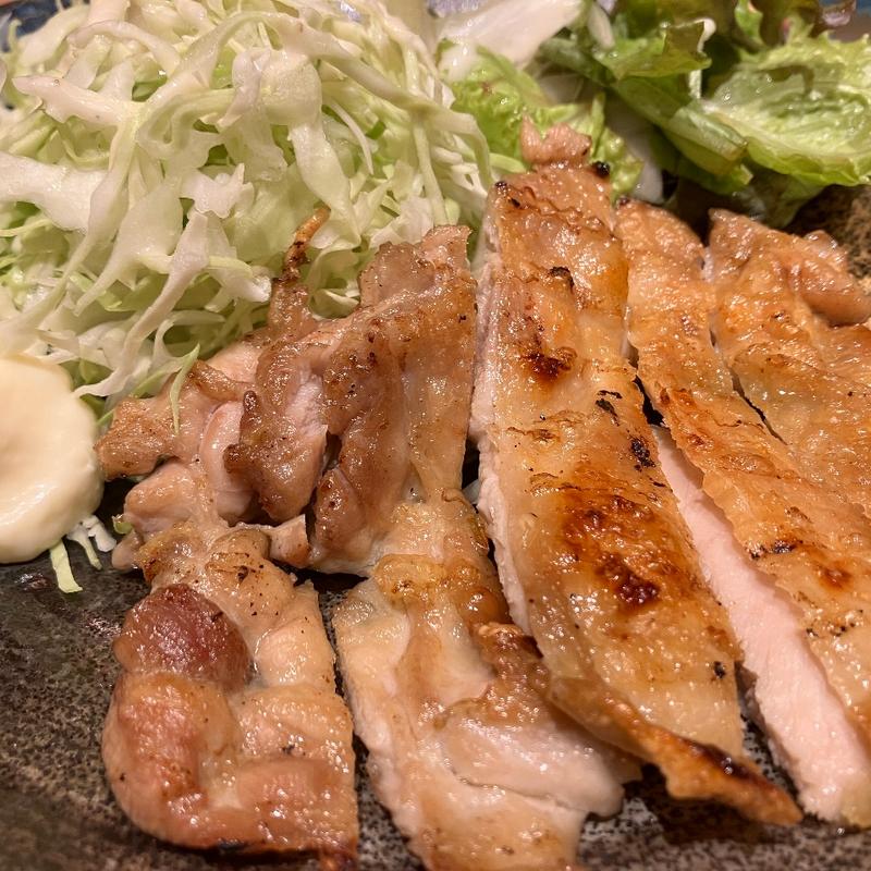 鶏もも塩ダレ焼(焼鳥居酒屋ぴん)