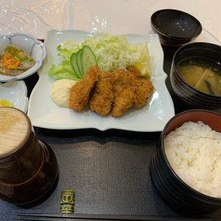 カキフライ定食(レストラン・オーロラ)