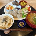 れんこんとおからのシュウマイ定食(玄米菜食 米の子)